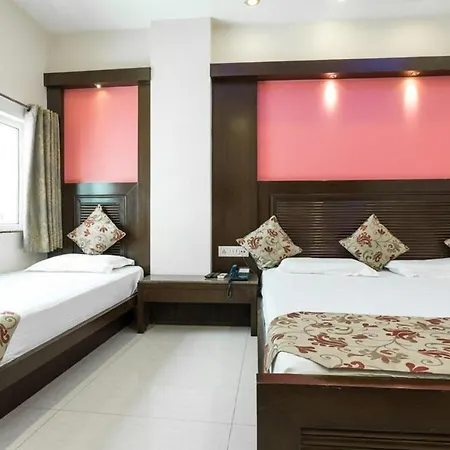 Amax Inn couple friendly